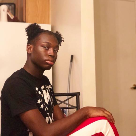 Meet your Posher, Vonta - Picture 1 of 1